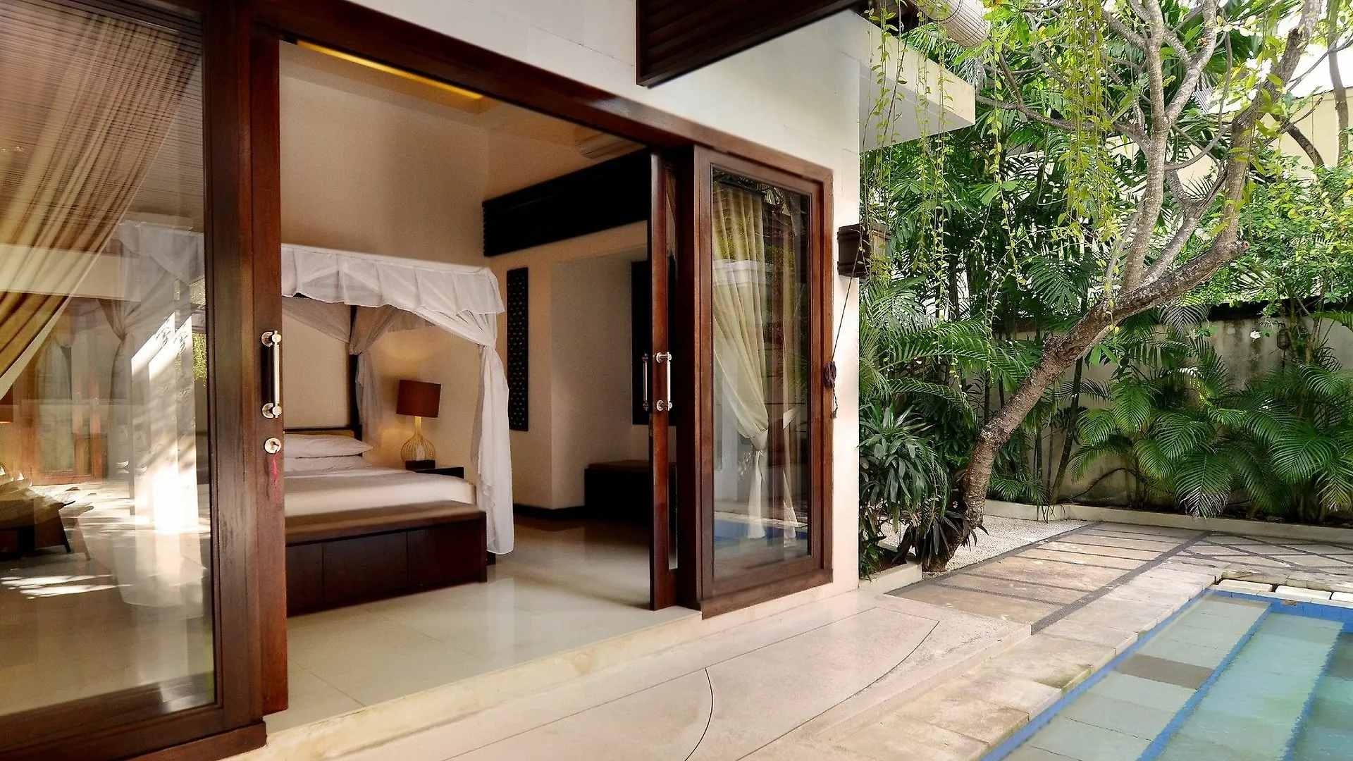 Villa Natayani سمينياك إندونيسيا