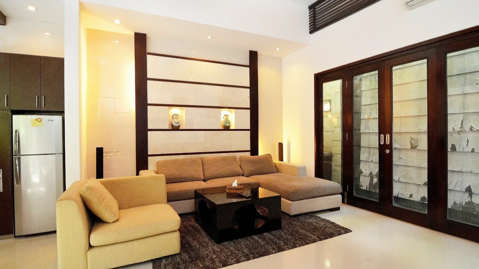 Villa Natayani سمينياك