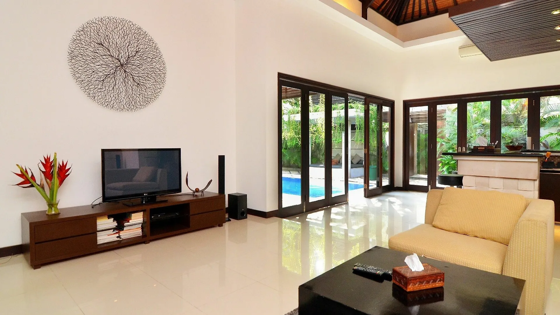 Villa Natayani سمينياك